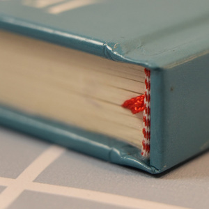 Livre pour enfants relié en couverture rigide, cousu sur mesure, couleur intégrale, livre d'images de luxe relié - Product Image 3