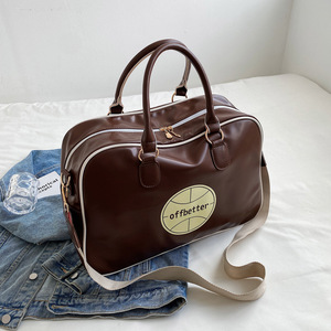 Nouveauté <span class=keywords><strong>Sac</strong></span> <span class=keywords><strong>de</strong></span> <span class=keywords><strong>sport</strong></span> étanche en cuir PU imprimé avec logo personnalisé <span class=keywords><strong>de</strong></span> grande capacité pour hommes et femmes pour la salle <span class=keywords><strong>de</strong></span> <span class=keywords><strong>sport</strong></span> - Product Image 3