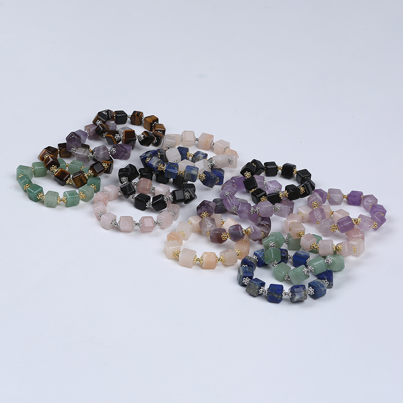 クリスタルビーズブレスレット 卸売10 * 10mm天然石クリスタルビーズルービックキューブ宝石