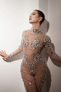 Trajes <span class=keywords><strong>De</strong></span> baile <span class=keywords><strong>De</strong></span> diamantes <span class=keywords><strong>De</strong></span> imitación con perlas plateadas brillantes <span class=keywords><strong>De</strong></span> verano 2021 para <span class=keywords><strong>mujer</strong></span> - Product Image 2