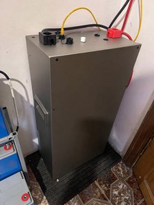 Batería de Litio Dyness Powerbrick de 15 kWh, 48 V, LiFePO4, 300 Ah, Powerwall, 8000 Ciclos, BMS Integrado, Protección Contra Incendios por Aerosol - Product Image 5