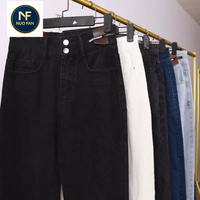 Vêtements d'occasion - Pantalons droits en denim pur coton pour femmes, grade B, couleurs et tailles variées. Quantité minimale de commande : 1000 kg