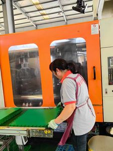 100% <span class=keywords><strong>PVC</strong></span> facile à nettoyer anti-UV <span class=keywords><strong>Pvc</strong></span> Carreaux de sol de garage Carreaux de sol modulaires <span class=keywords><strong>Dalle</strong></span> de garage - Product Image 6