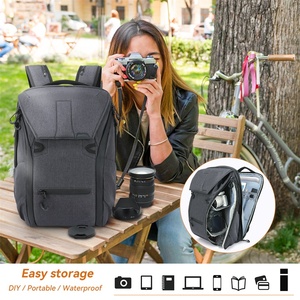 กระเป๋าเป้สะพายหลังสำหรับช่างภาพพร้อมโลโก้สั่งทำพิเศษ ขนาดกะทัดรัด 15 ลิตร พร้อมช่องใส่แล็ปท็อป 15.6 นิ้ว ช่องเข้าถึงด้านข้างแบบดึงเร็ว - Product Image 4