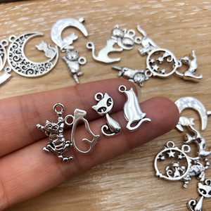 Breloques en alliage d'argent antique en forme de chat, formes variées, pour la création de bijoux DIY (bracelets, colliers, pendentifs) et accessoires d'artisanat - Product Image 2