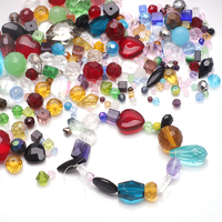 Zhubi Multi Shapes Gemischte Glasperlen 45 Gramm Facettierte Kristall quadrat Tropfen runde Perlen für die Schmuck herstellung in loser Schüttung