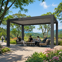 Pergola bioclimatique électrique avec porte coulissante en verre, réglage automatique des lames pour patio et terrasse