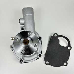 Pompe à eau de haute qualité 32C45-00022 32C45-00023 pour chariot élévateur S4Q S4Q2 - Product Image 2