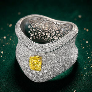 Bracelet manchette de luxe en or blanc avec diamant jaune taille coussin, bijoux pour femme - Product Image 3
