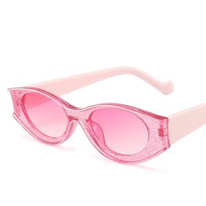 Neue <span class=keywords><strong>Funky</strong></span> Konkave Sonnenbrille Unisex Glänzender Kunststoffrahmen Damen Lustige Form Sonnenbrille - Product Image 4