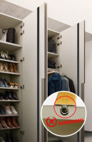 Panneau de porte d'armoire JUANA en nouveaux matériaux, non déformable, avec âme en contreplaqué EV et panneau LVTT