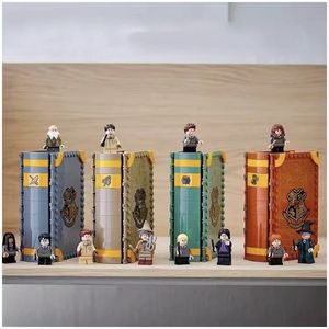 Blocs de construction personnalisables sur <span class=keywords><strong>le</strong></span> thème du monde <span class=keywords><strong>magique</strong></span> - Château de sorcier compatible universellement, ensemble de 4 maisons avec figurines et bannières, lot cadeau en vrac - Product Image 6