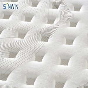 <span class=keywords><strong>Matelas</strong></span> orthopédique à ressorts <span class=keywords><strong>de</strong></span> soutien 28 cm avec confort Euro Top et <span class=keywords><strong>mousse</strong></span> à haute densité et à haute résilience - Product Image 1