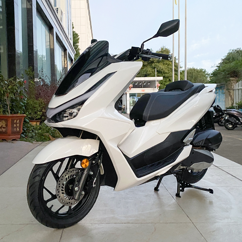 Hondas 150 PCX - Reliable, Efficient Motorcycle Scooters