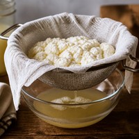 Tissu de mousseline de coton non blanchi de qualité alimentaire 90/100 % pour la fabrication de fromage, le passage, la cuisson et la pâtisserie (vente en gros)