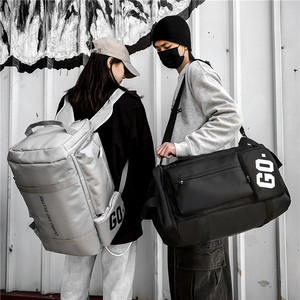 Sac à dos de voyage grande capacité avec séparation sec/humide, sac de rangement pour équipement de ski, sac de sport polyvalent pour activités de plein air - Product Image 4