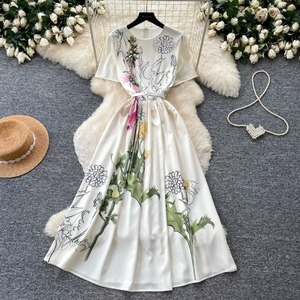 Robe élégante à imprimé floral, col rond, taille cintrée, coupe évasée, qualité supérieure, pour femmes - Product Image 1