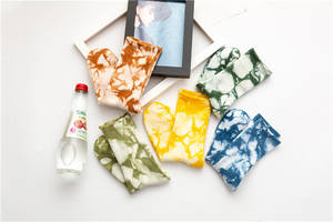 Chaussettes pour femmes, style sportif, transparentes, à motif dégradé pastel, tie-dye, pour tous les jours - Product Image 3