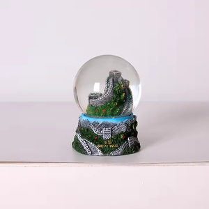 Souvenir creativo in resina grande <span class=keywords><strong>parete</strong></span> di neve globo personalizzato Glitter per il globo di neve per la decorazione della casa - Product Image 4