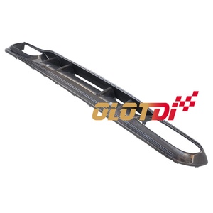 ดิฟฟิวเซอร์กันชนหลังคาร์บอนไฟเบอร์ สำหรับรถยนต์เมอร์เซเดส-เบนซ์ ซีคลาส W205 C43 C63 AMG ปี 2014-2019 พร้อมลิ้นสปอยเลอร์และสปลิตเตอร์  อะไหล่ตกแต่งตัวถังรถยนต์ - Product Image 5