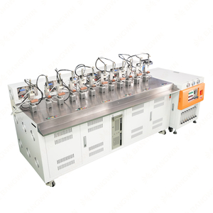 Machine de dégazage à quatre stations avec fixation par vide - Product Image 1