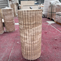 Support à gâteau en travertin beige naturel de style moderne Mobilier de salon et de maison avec socle en marbre cubique Base de table basse