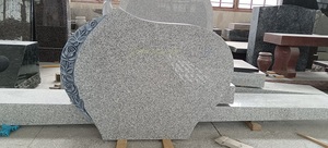 Lápida de Granito Gris Antigua para <span class=keywords><strong>Cementerio</strong></span> <span class=keywords><strong>con</strong></span> Diseño de Rosas Talladas - Product Image 3