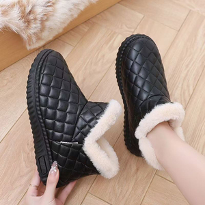 Produits les plus vendus 2025 Cadeaux <span class=keywords><strong>de</strong></span> Noël <span class=keywords><strong>Bottes</strong></span> d'hiver pour femmes Chaussons d'intérieur chauds et doux Respirants en peluche Chaussons moelleux pour la maison - Product Image 3