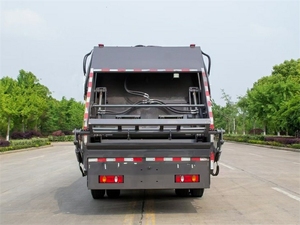 Camion compacteur à chargement arrière Dongfeng 4X2 LHD/RHD 12m³ à faible coût pour la collecte des déchets municipaux - Product Image 5