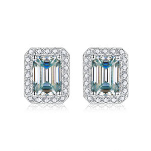 Pendientes de Plata con Moissanita Azul Corte Esmeralda de 1ct, Color D, Pureza VVS, Joyería de Moda - Product Image 1