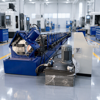 Machine de formage à froid de profilés de rails en acier à grande vitesse et personnalisée pour la production intensive en entrepôt