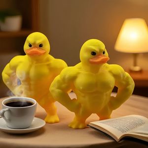 Interesante Estatua de Pato Musculoso Amarillo, Decoración para <span class=keywords><strong>el</strong></span> Tablero del Auto, para Entusiastas del Gimnasio, Adolescentes, Regalo Novedoso y Divertido - Product Image 5