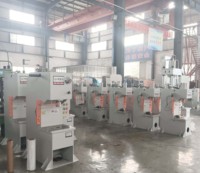 Presse hydraulique robuste de 500 tonnes Y41-500TC avec table de travail personnalisable en option