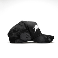Casquette de baseball de luxe à 5 panneaux en daim doublée de satin, avec broderie 3D, épingles métalliques et strass, nouveau design, logo personnalisé, visière incurvée – Meilleures ventes