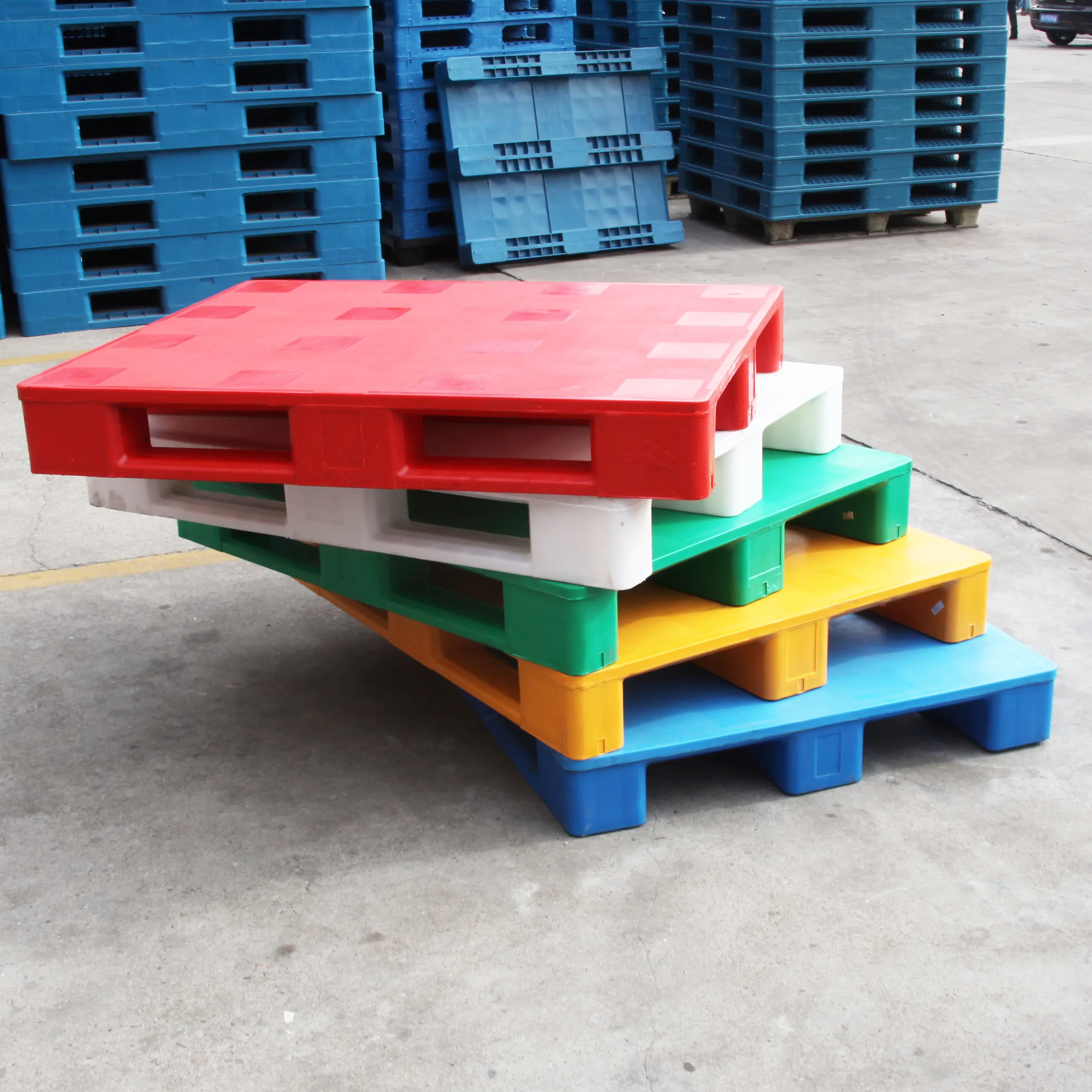 Herstellung hochwertiger strapazierfähiger buntes HDPE-Pallets industrielle HDPE Euro stapelbare Kunststoffpallets