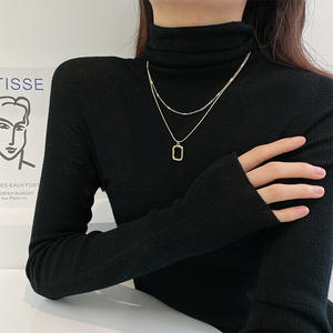 حار بيع تصميم 18k الذهب تصفيح التيتانيوم الصلب الجوف ساحة قلادة قلادة مستطيل قلادة قلادة - Product Image 3