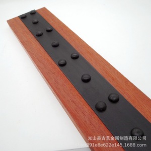 แถบตกแต่งประตูเหล็กยี่ห้อ Yiguxing รุ่น Ruyi Flower Strip M-29 แบบติดตั้งบนพื้นผิว พร้อมเคลือบสีพ่น - Product Image 4
