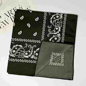 Pañuelos Personalizados con Logotipo, Pañuelos con Impresión Personalizada, Colaboración con Artistas, Ediciones Limitadas - Product Image 3