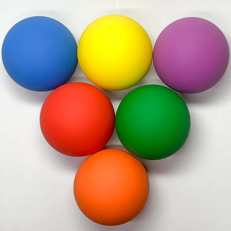 Renkli avustralya'da sıcak satış özel logo baskılı içi boş kauçuk yüksek sıçrama oyuncak top
