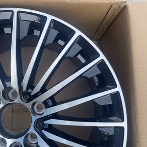 Jantes en alliage d'aluminium haute performance Jy 18-19 pouces, design multi-rayons, pour voitures particulières et <span class=keywords><strong>SUV</strong></span> <span class=keywords><strong>Mercedes</strong></span>-<span class=keywords><strong>Benz</strong></span>, fabrication Flow Forming - Product Image 4