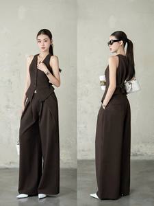 ชุดเสื้อกั๊กสีน้ำตาลพรีเมียม + กางเกงขายาวทรงตรง สไตล์ทางการ มีตัวอย่างให้ดู ผ้าโพลีเอสเตอร์ผสม ทอ คอวี - Product Image 5