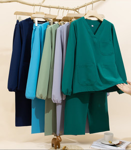 OEM personalizado 3D bordado <span class=keywords><strong>enfermera</strong></span> Scrubs Set transpirable algodón poliéster mujeres enfermería uniforme al por mayor <span class=keywords><strong>de</strong></span> punto <span class=keywords><strong>enfermera</strong></span> traje - Product Image 3