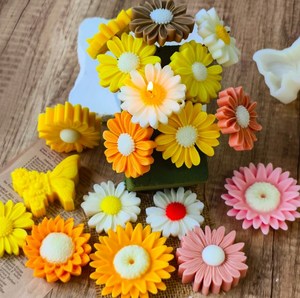J-1056 Sonnenblume kleine Gänseblümchen Blume Silikon form für Kerze Herstellung handgemachte Seife DIY Aroma therapie Gips Ornamente Formen - Product Image 5
