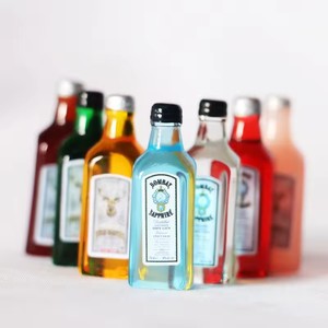 Comida de juego de vino y licor en <span class=keywords><strong>miniatura</strong></span> de estilo moderno para casa de muñecas DIY accesorios de envío gratis hechos de resina - Product Image 3