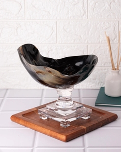 Cuenco de cuerno de búfalo natural en soporte acrílico, pieza decorativa, decoración del hogar, decoración de granja, perfecta para regalar - Product Image 5