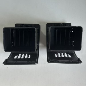 แผงช่องแอร์หน้าปัดรถฮัมเมอร์ H3 รุ่น 25816721 25816720 วัสดุ ABS สำหรับรุ่นปี 2006-2010 - Product Image 2