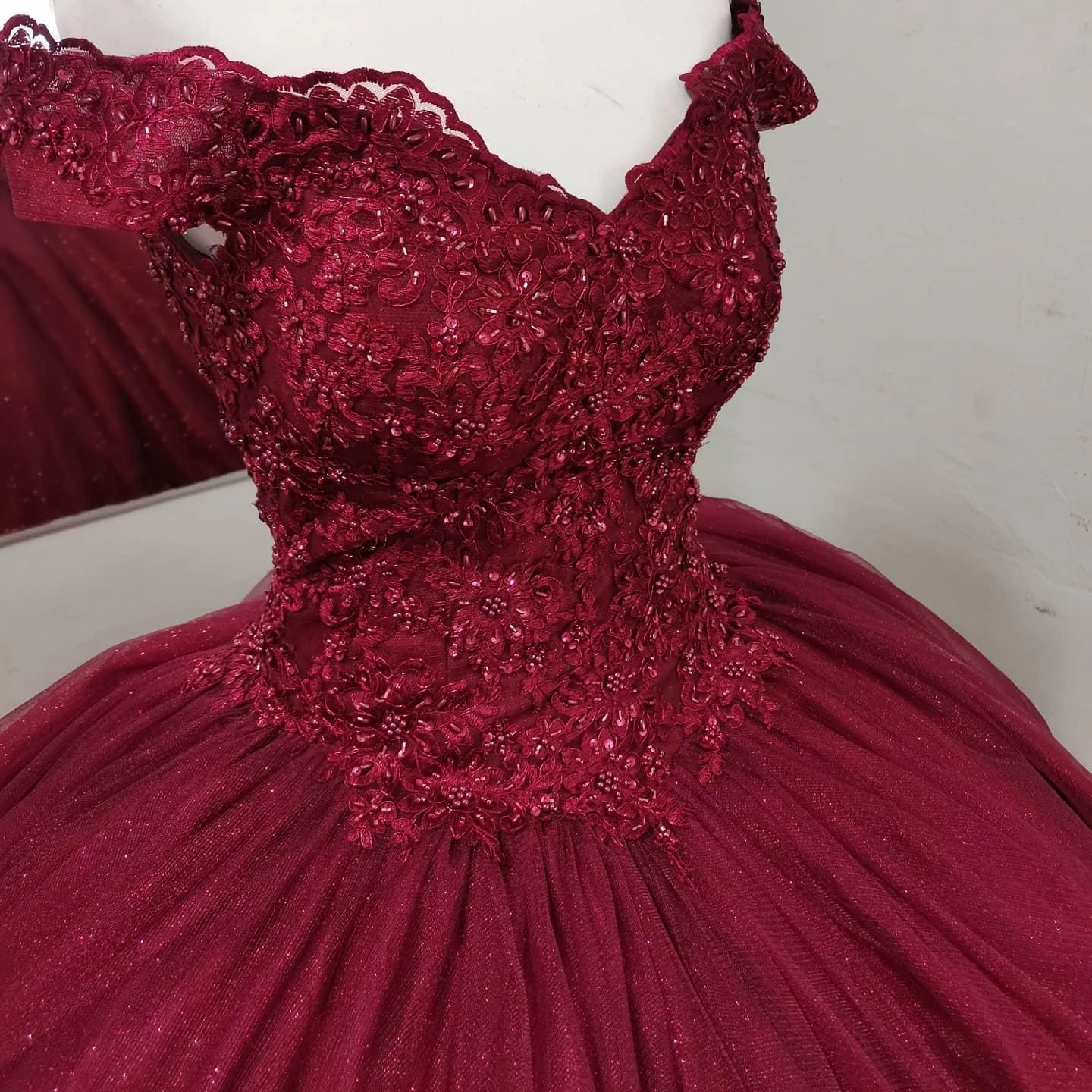 Sparkly Burgundy Quinceanera Dress - Appliqued Tulle Ball Gown with  Beading, Formal 15th Birthday Party Wear for Adults