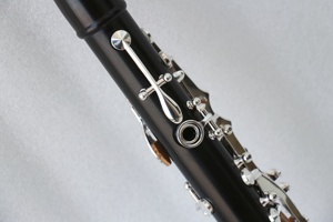 <span class=keywords><strong>Clarinete</strong></span> de Madera de Granadilla Eb de Alta Calidad con Llaves Plateadas, 18 Llaves y 6 Anillos, <span class=keywords><strong>Doble</strong></span> Boquilla - Product Image 3