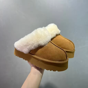 Zapatos de Mujer, Botines de Moda, Botas de Nieve Cálidas de Invierno con Forro de Felpa, Botas de Nieve Gruesas de Alta Calidad, Cómodas, con Cierre Deslizante, Zapatos Casuales para Exteriores - Product Image 3