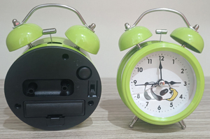 Mini Reloj <span class=keywords><strong>Despertador</strong></span> Doble Campana, Retro, Portátil, de Cuarzo, Electrónico, de Plástico, Minimalista, con Agujas, para Oficina, Mesita de Noche, Hogar, Escritorio - Product Image 2